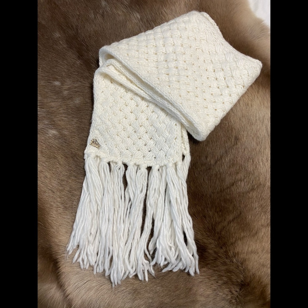 Billabong Macrame Woven Scarf